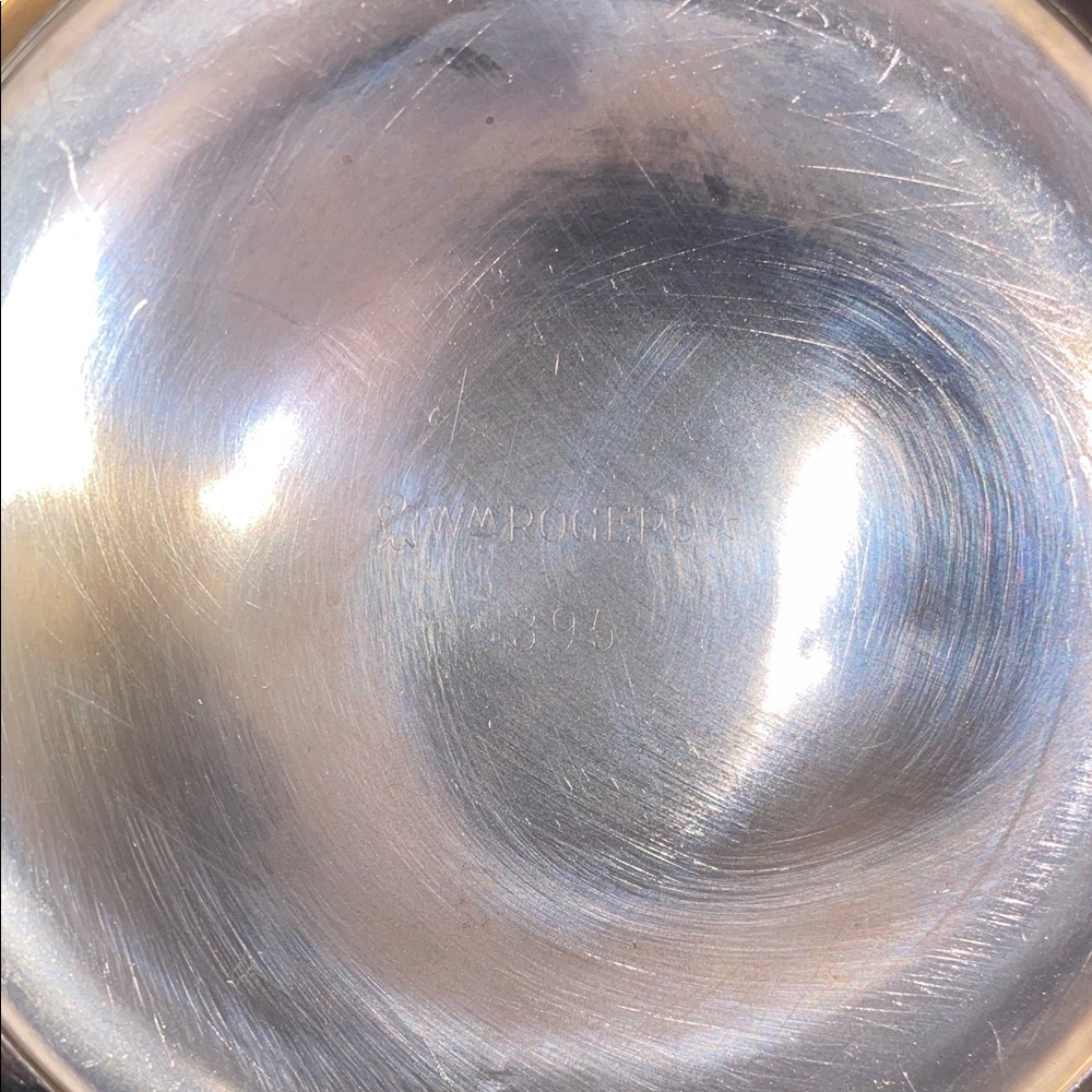 Vintage Wm Rogers Silver Plate Floral Stem Goblets - Pair of 8 - Picture 5 of 7